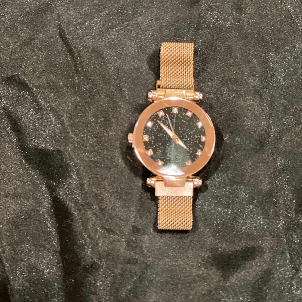 Starry night magnetic Women’s watch- Never worn
